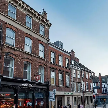Luxury Rowntree House Across From The Shambles * York